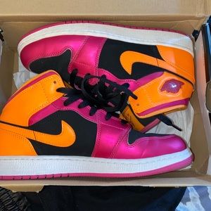 Youth Air Jordan 1